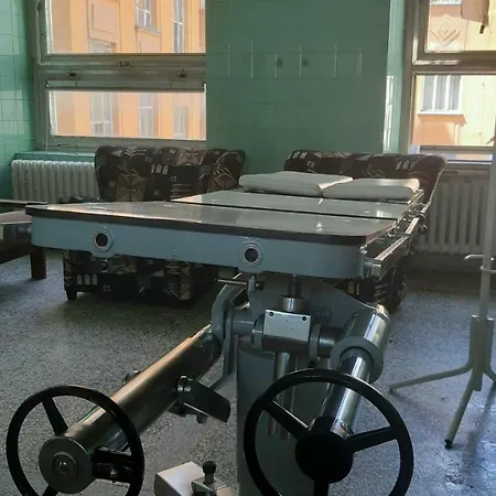 Franz Kafka Spital Hostel *
